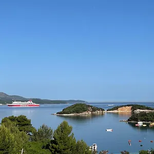Bora Bora 4*, Ksamil Albania